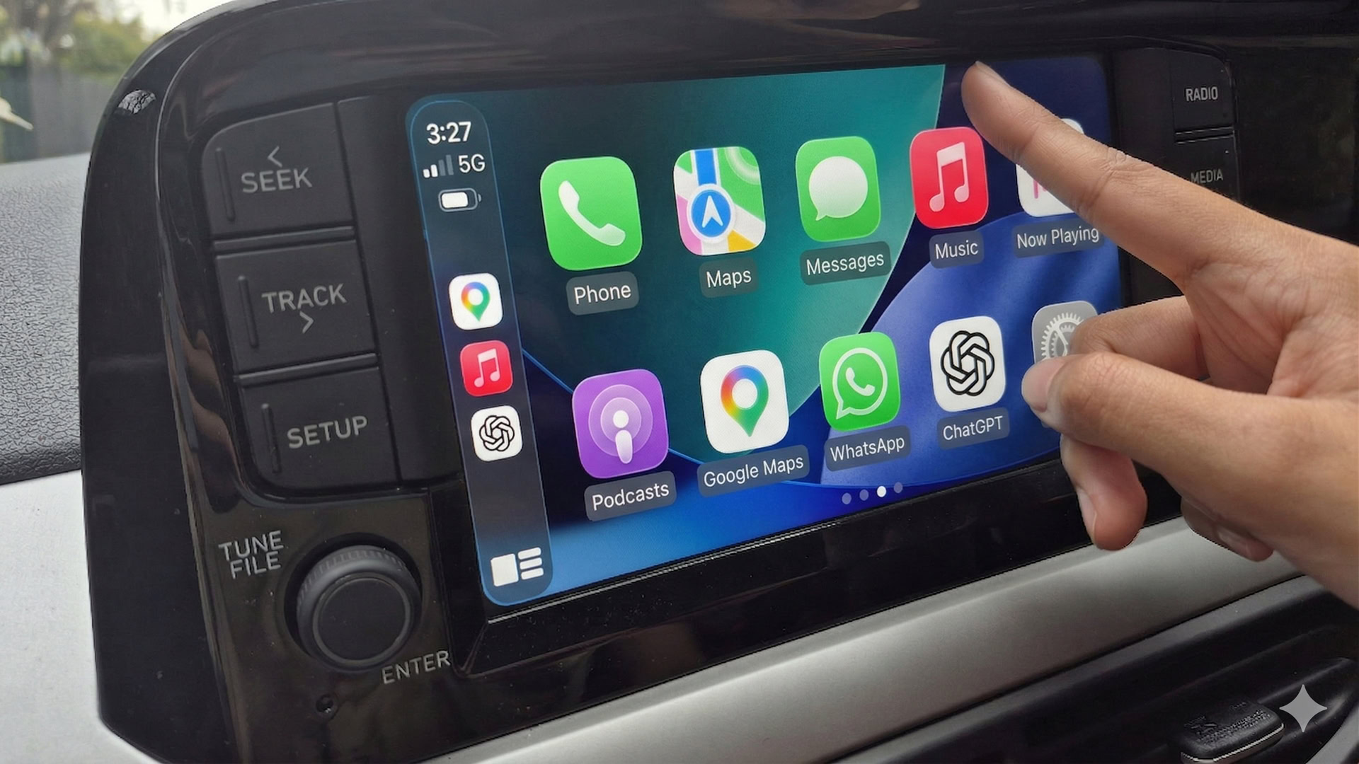 ภาพประกอบ Gemini บน Google Maps ที่ใช้งานผ่าน Apple CarPlay
