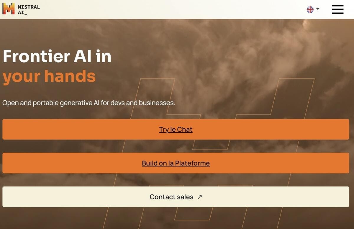 หน้าเว็บไซต์ mistral.ai พร้อมข้อความ Frontier AI in your hands
