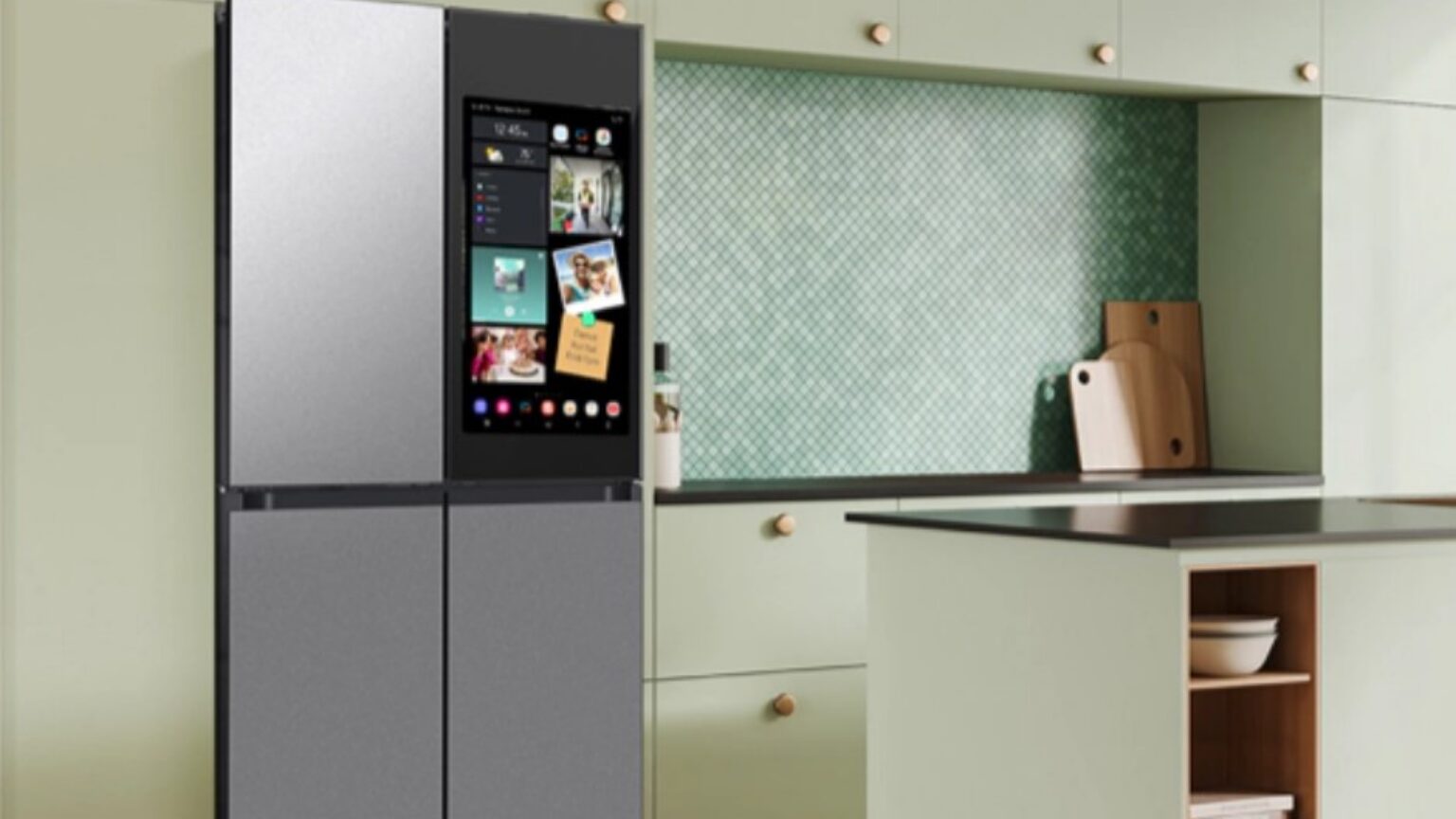 Food spoiling inside a smart refrigerator that stopped cooling